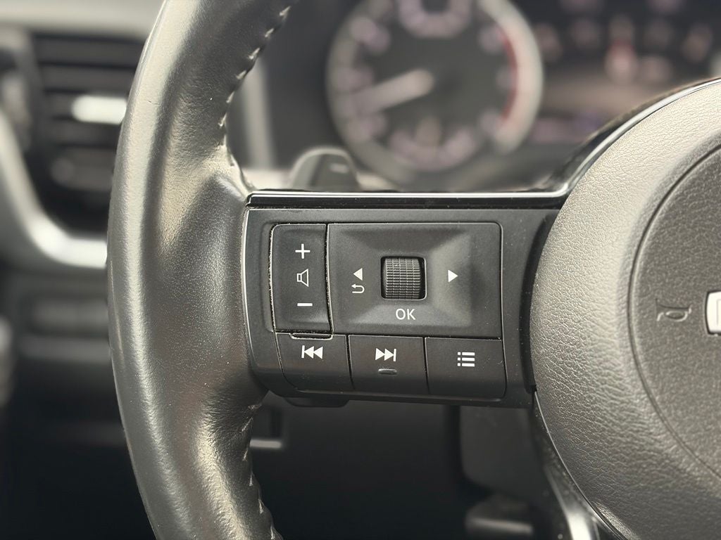 2022 Nissan Rogue SL