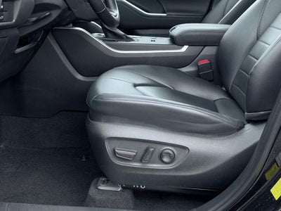 2024 Toyota Highlander Hybrid XLE