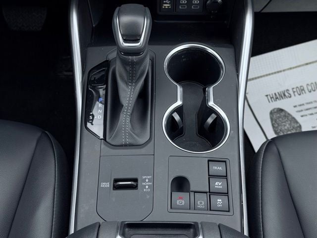 2024 Toyota Highlander Hybrid XLE