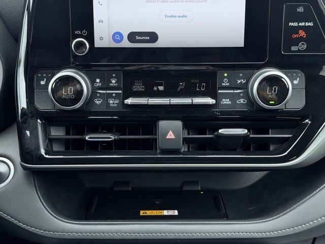 2024 Toyota Highlander Hybrid XLE