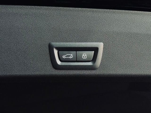 2026 BMW XM Label