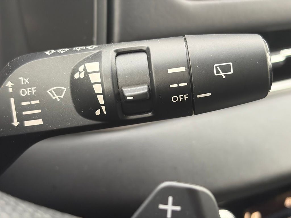 2025 Mitsubishi Outlander ES