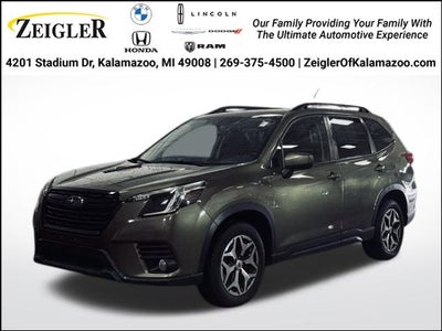 2023 Subaru Forester Premium