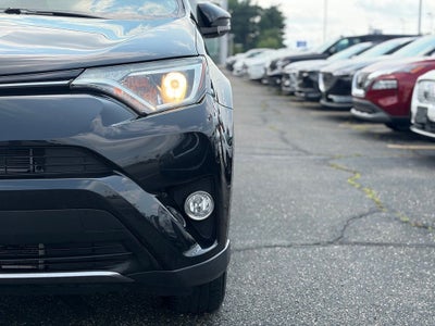 2018 Toyota RAV4 Hybrid XLE
