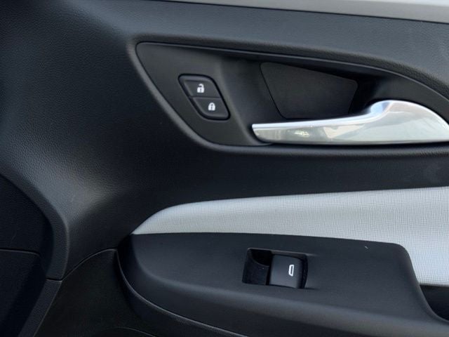 2025 Buick Envista Preferred FWD