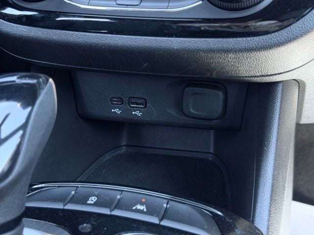 2025 Buick Envista Sport Touring FWD