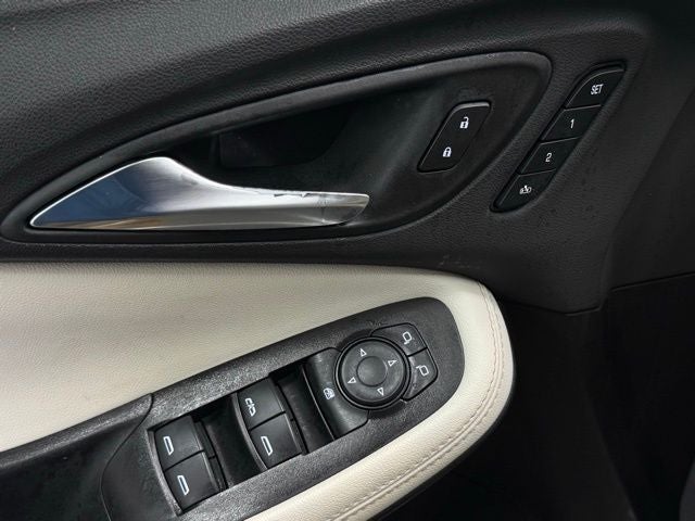 2023 Buick Encore GX Essence FWD