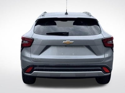 2025 Chevrolet Trax FWD LT