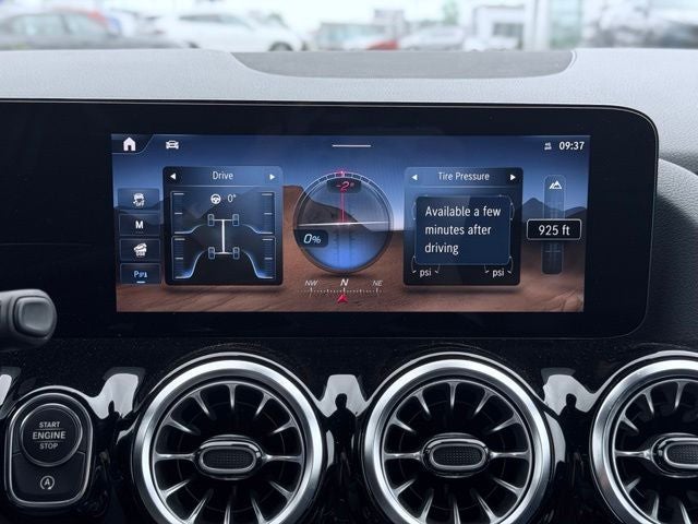 2025 Mercedes-Benz GLA 4MATIC®