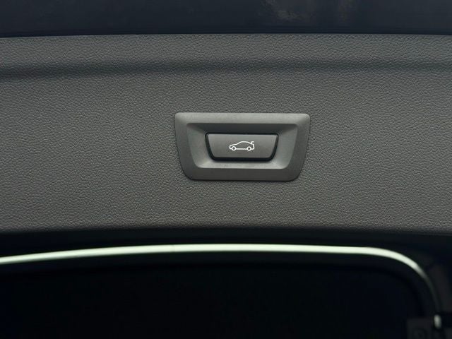 2026 BMW iX xDrive60