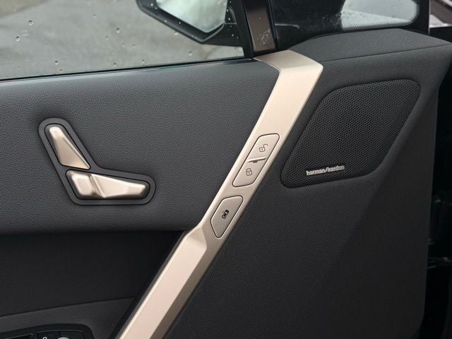 2026 BMW iX xDrive60