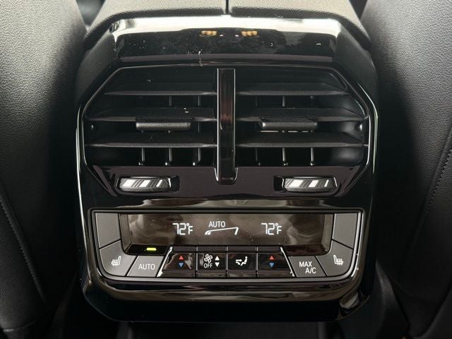 2026 BMW iX xDrive60