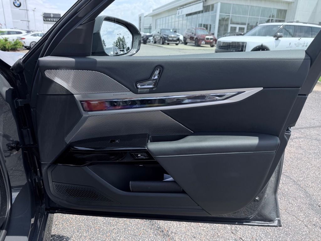 2026 BMW 7 Series 740i xDrive