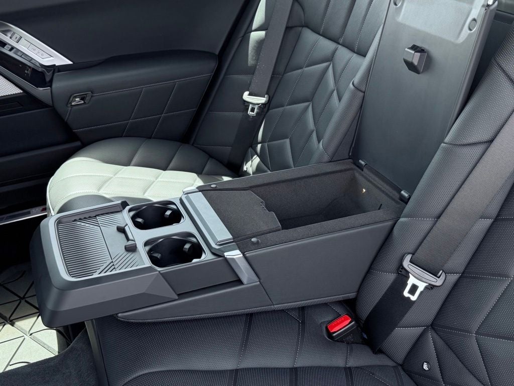 2026 BMW 7 Series 740i xDrive