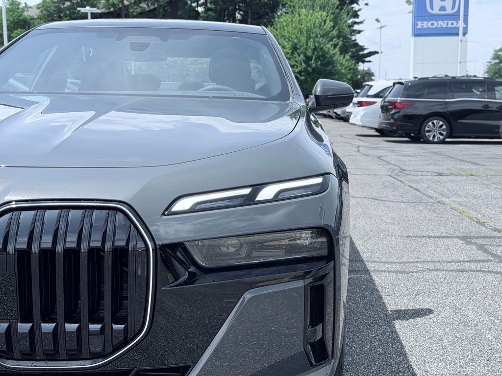 2026 BMW 7 Series 740i xDrive