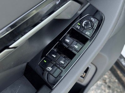 2026 BMW 5 Series xDrive