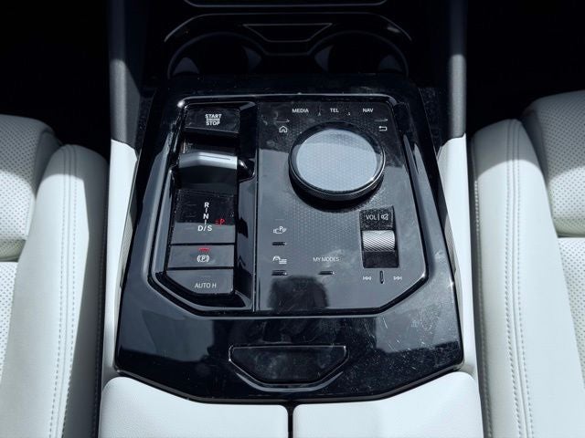 2026 BMW 5 Series xDrive
