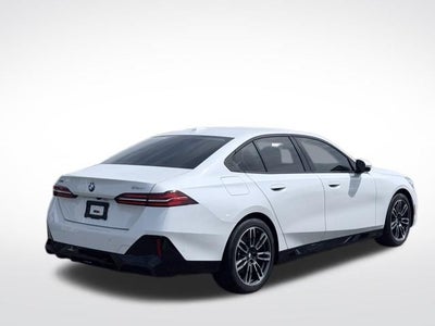 2026 BMW 5 Series xDrive