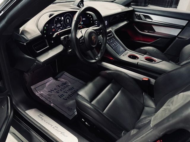 2020 Porsche Taycan Turbo