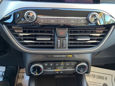 2022 Ford Escape Hybrid SE