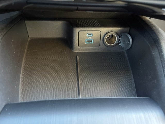 2022 Ford Escape Hybrid SE