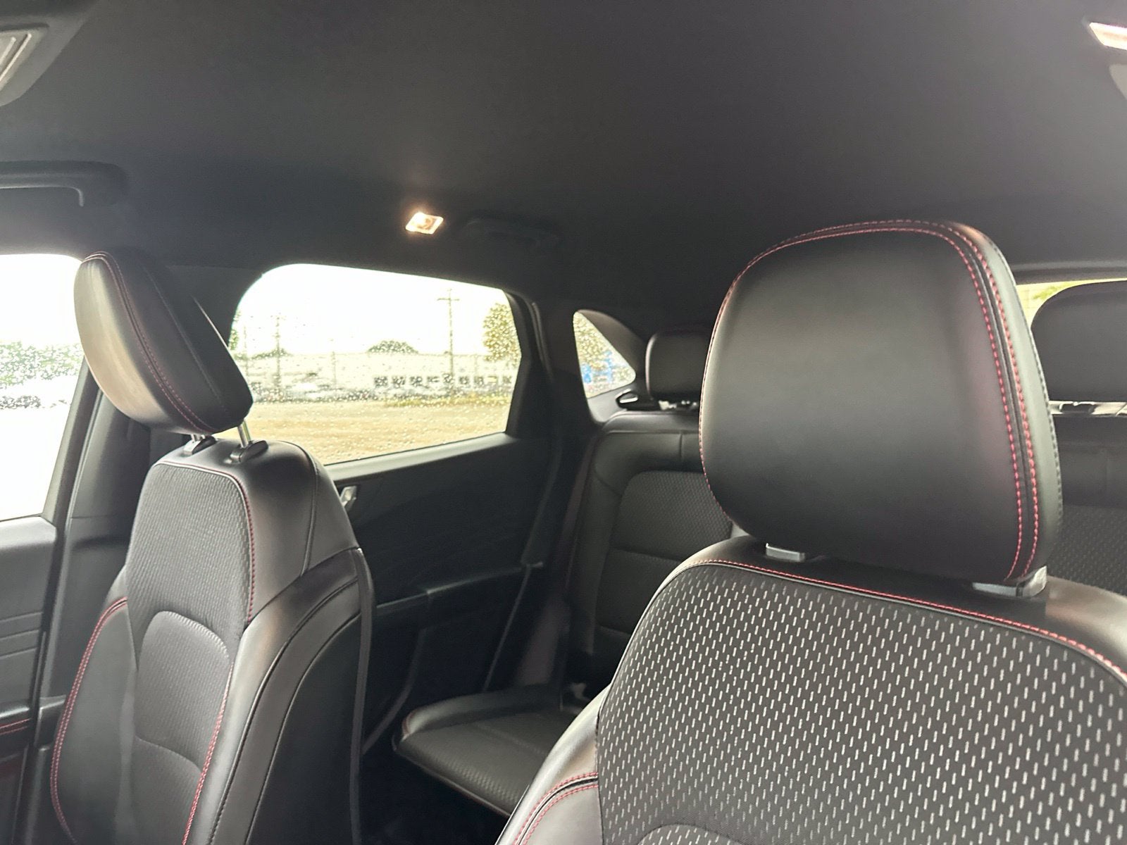 2025 Ford Escape ST-Line Select
