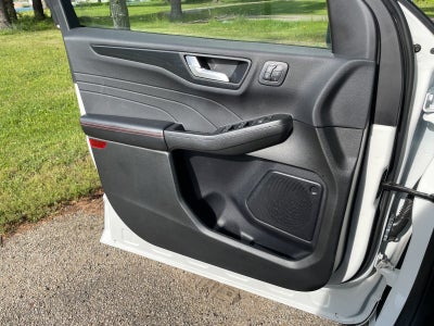 2023 Ford Escape ST-Line Elite