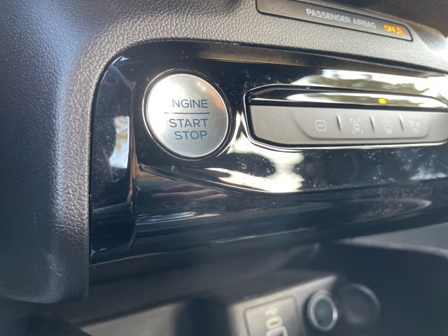 2025 Ford Escape Hybrid ST-Line Elite