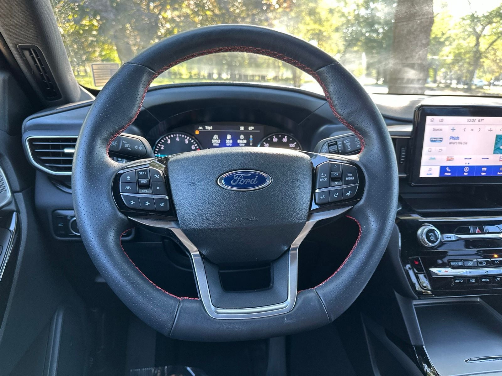 2024 Ford Explorer ST-Line