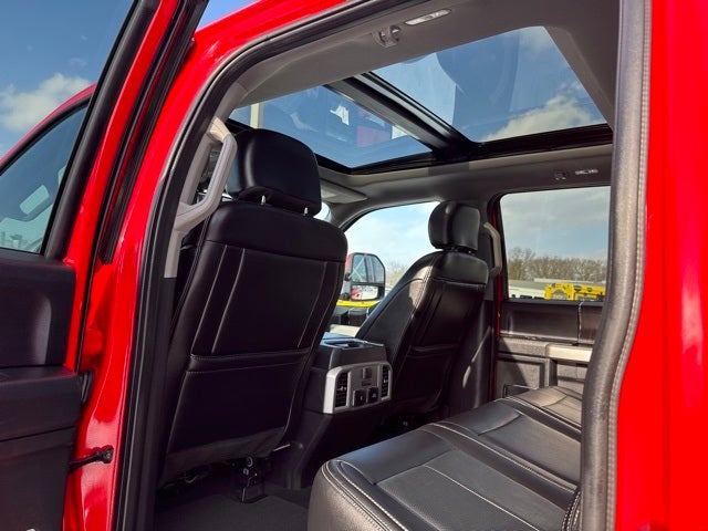 2021 Ford F-350SD Lariat Tremor Package!!!