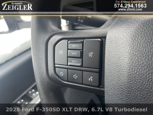 2025 Ford F-350SD XLT DRW