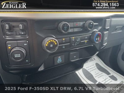 2025 Ford F-350SD XLT DRW
