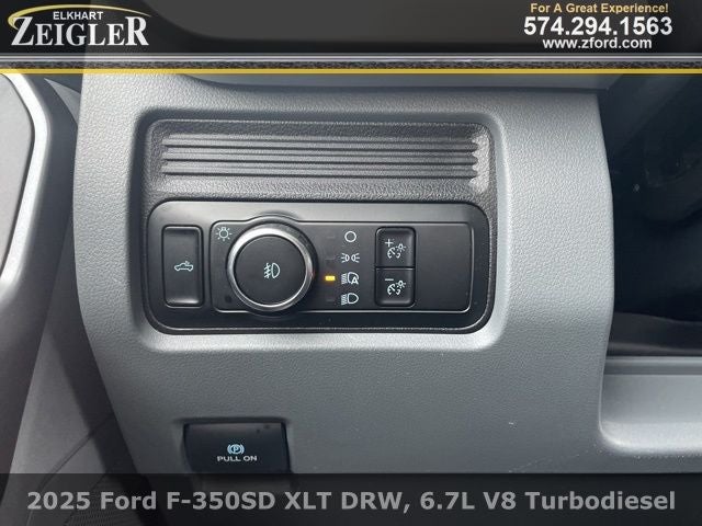 2025 Ford F-350SD XLT DRW