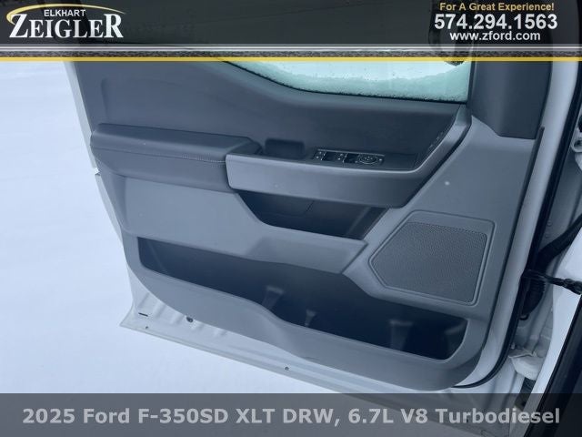 2025 Ford F-350SD XLT DRW