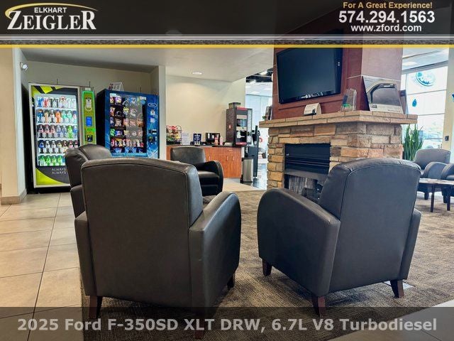 2025 Ford F-350SD XLT DRW