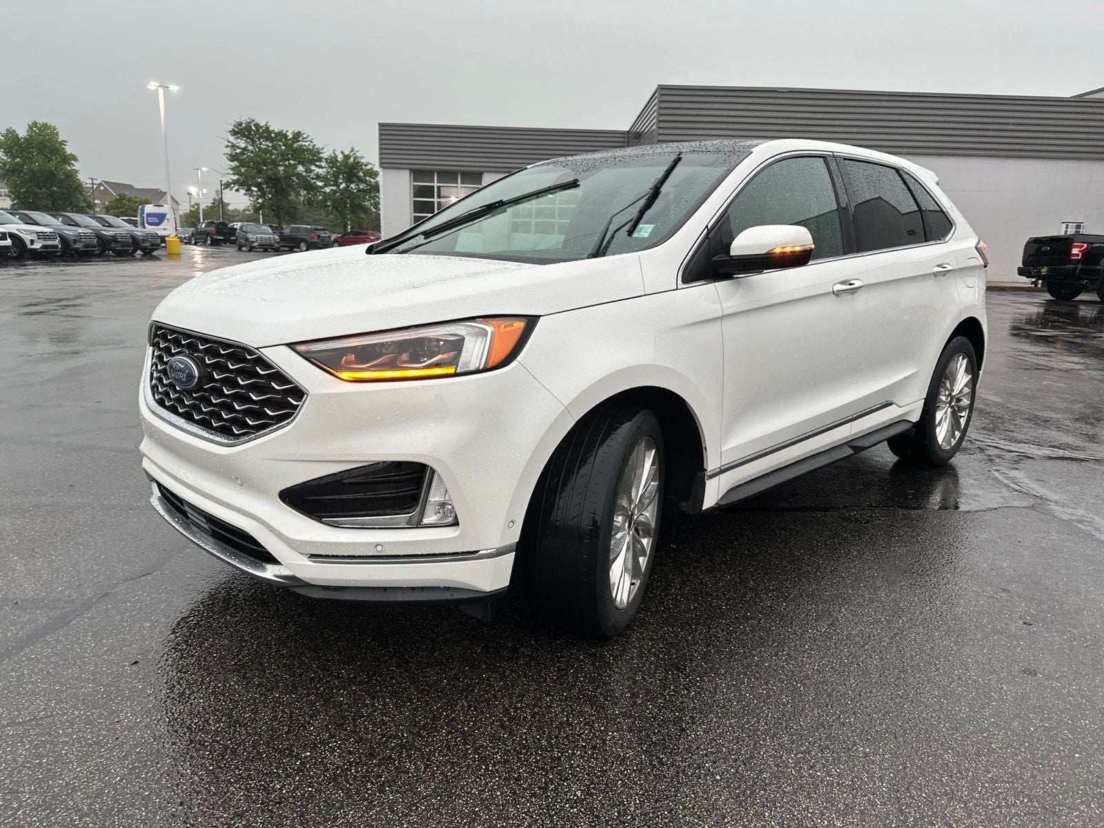 2020 Ford Edge Titanium
