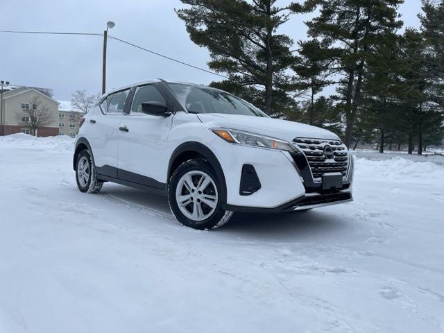 2024 Nissan Kicks S
