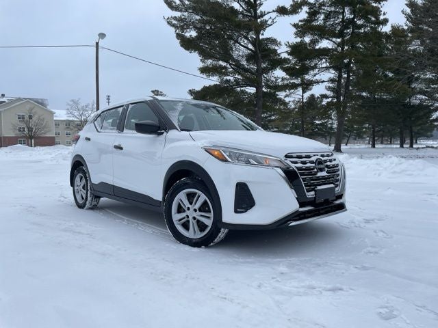 2024 Nissan Kicks S