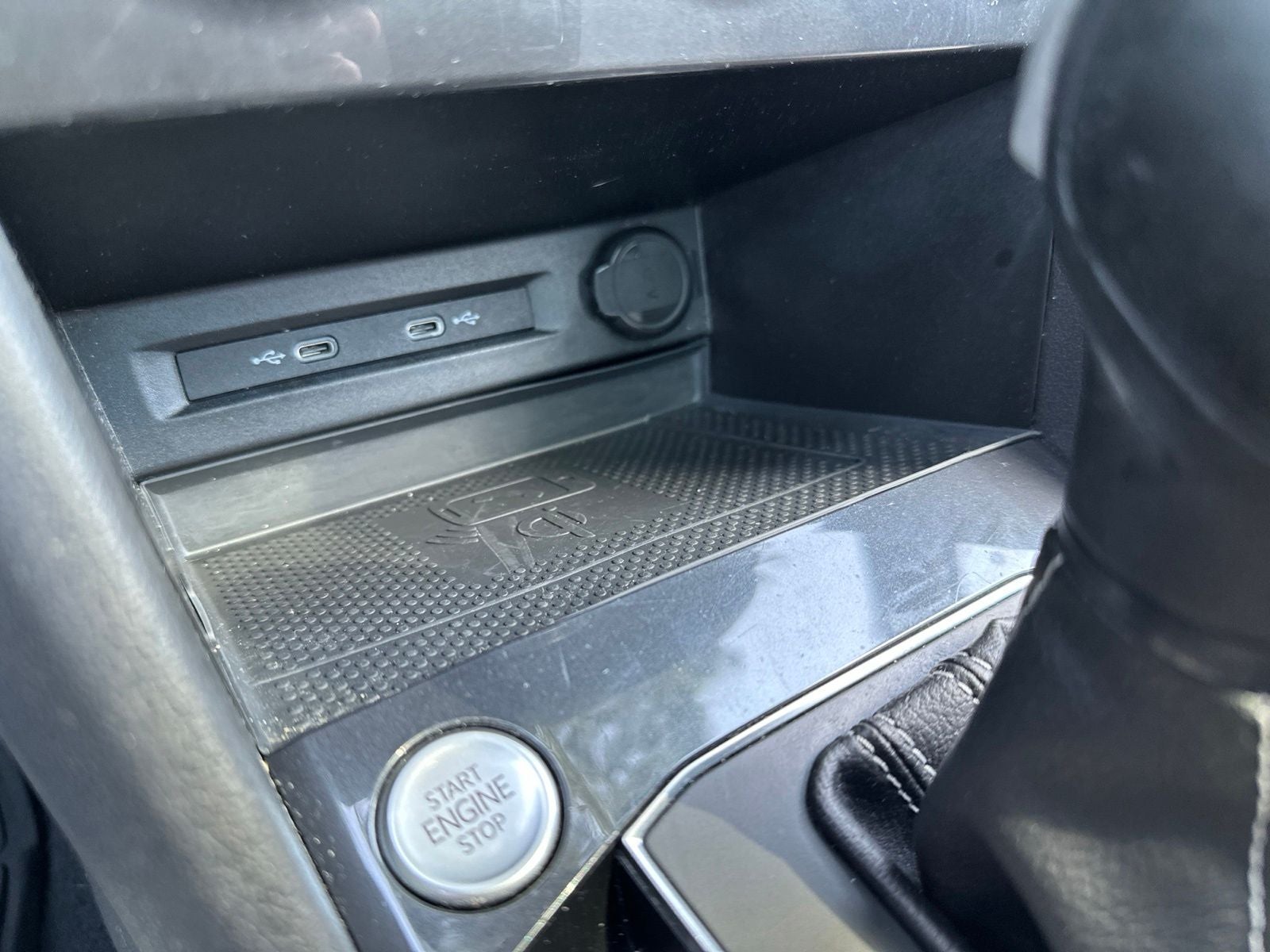 2021 Volkswagen Tiguan 2.0T SE R-Line Black