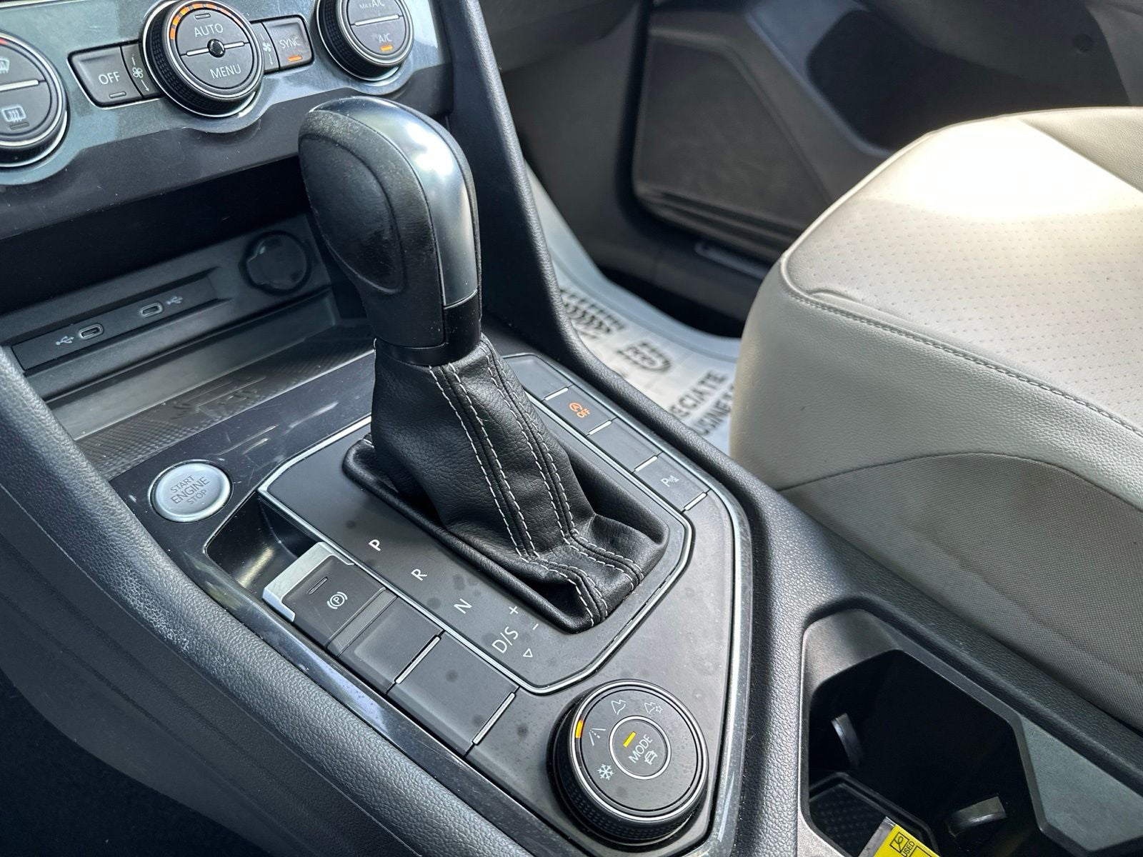 2021 Volkswagen Tiguan 2.0T SE R-Line Black