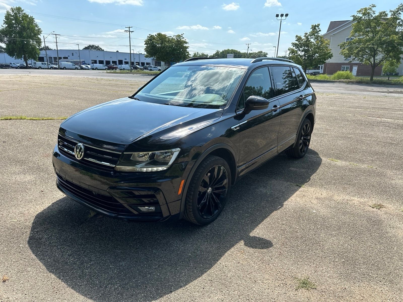 2021 Volkswagen Tiguan 2.0T SE R-Line Black