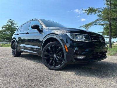 2021 Volkswagen Tiguan 2.0T SE R-Line Black