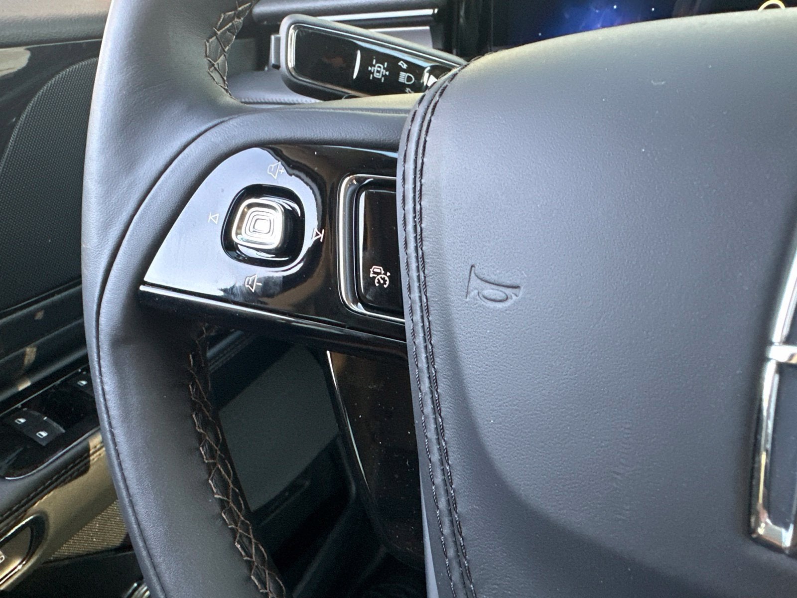 2027 Lincoln Aviator Premiere Premium