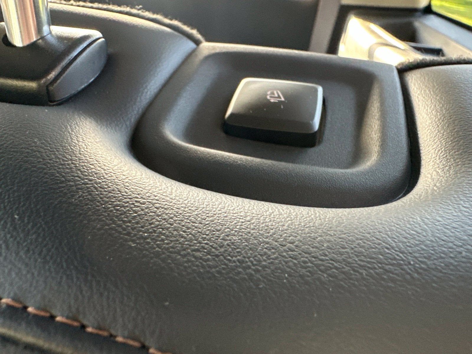 2027 Lincoln Aviator Premiere Premium