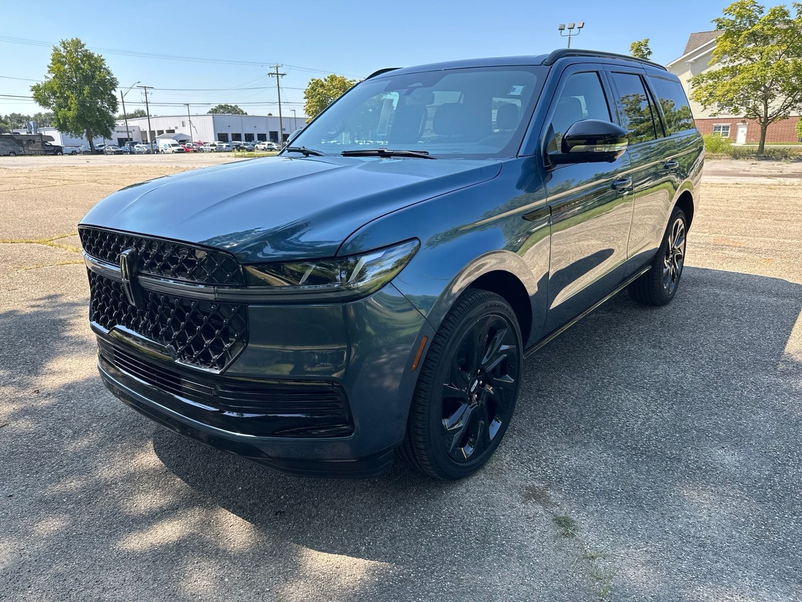 2027 Lincoln Navigator Reserve