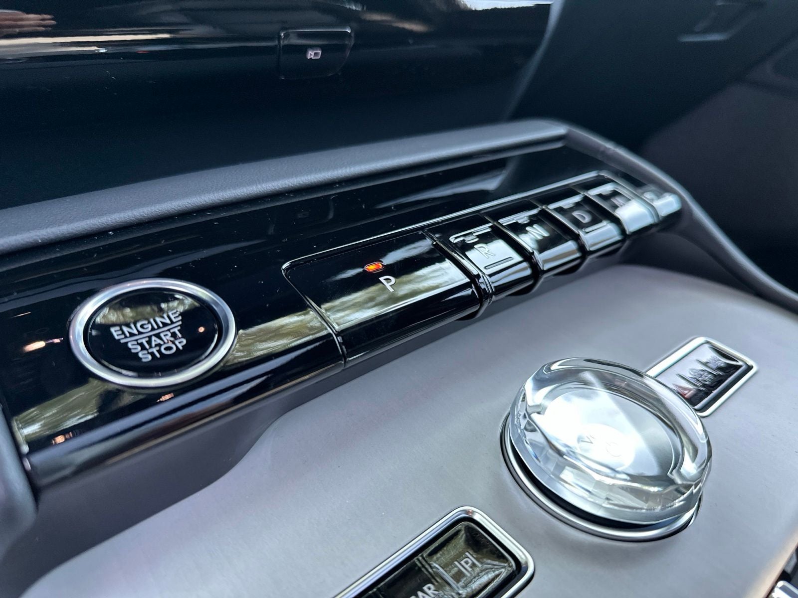 2027 Lincoln Navigator Reserve