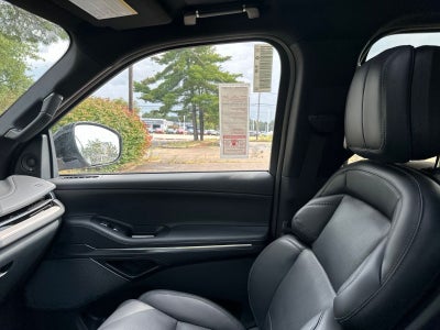 2027 Lincoln Navigator Reserve
