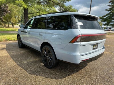 2027 Lincoln Navigator Reserve