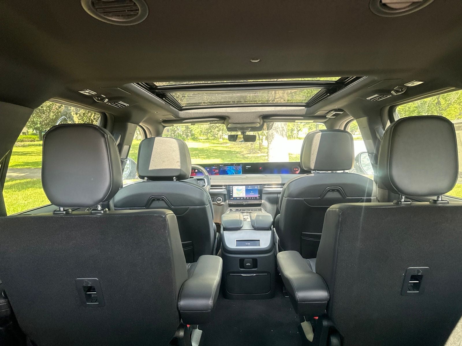 2027 Lincoln Navigator Reserve
