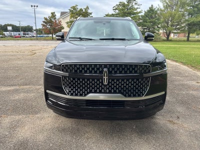 2027 Lincoln Navigator Reserve
